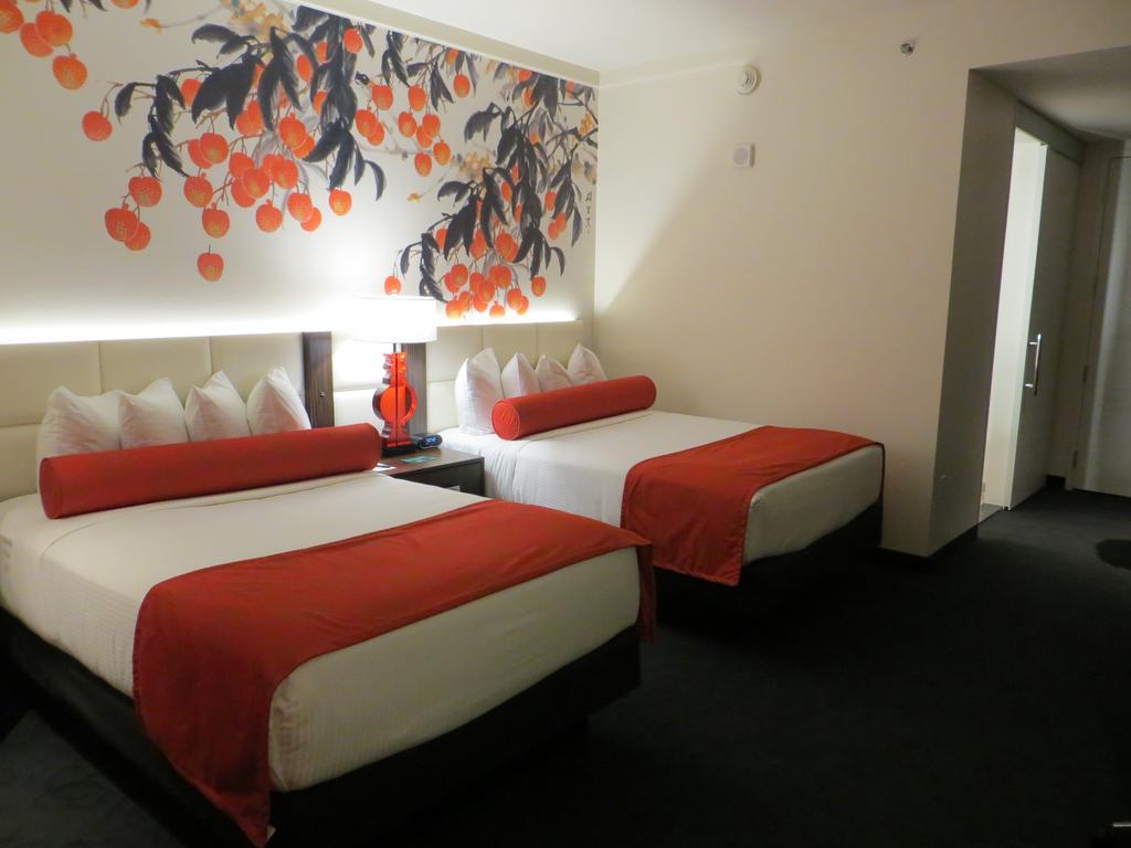 Lucky Dragon Hotel Las Vegas Bagian luar foto